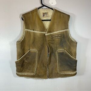 Vintage 70s distressed shearl vest